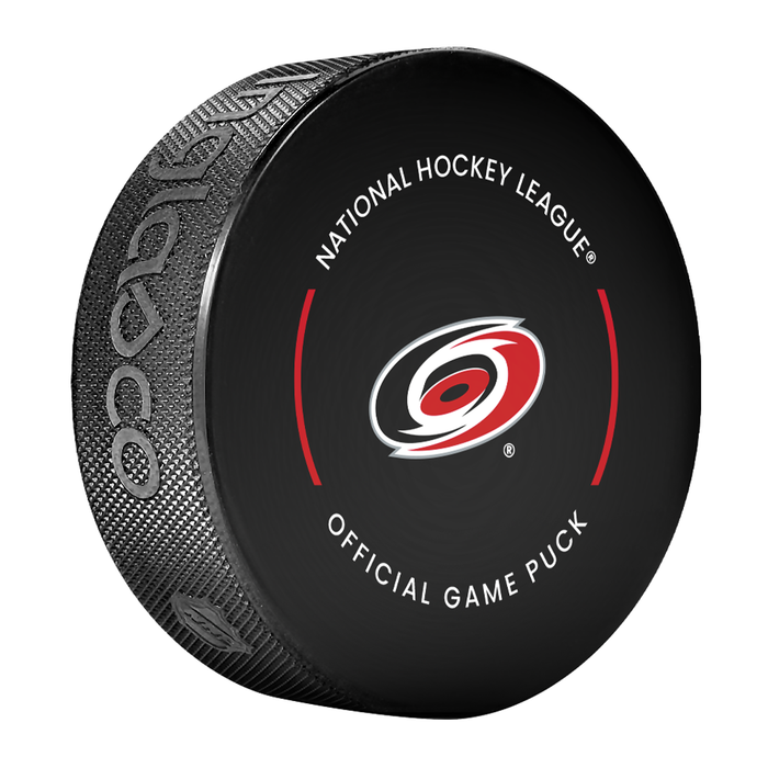 Rondelle de match officielle des Hurricanes de la Caroline de la LNH 2025-2026, modèle en cube