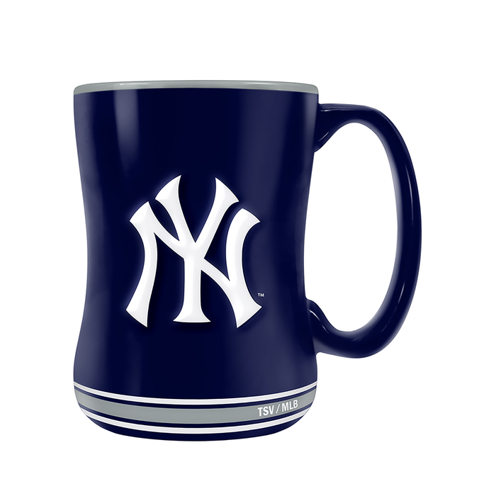 MLB New York Yankees Team Crest Sculpted Mug (14 oz)