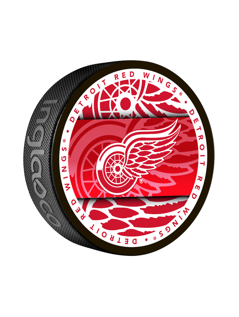 Detroit Red Wings Puck - Stanley Cup Years Gold Medallion